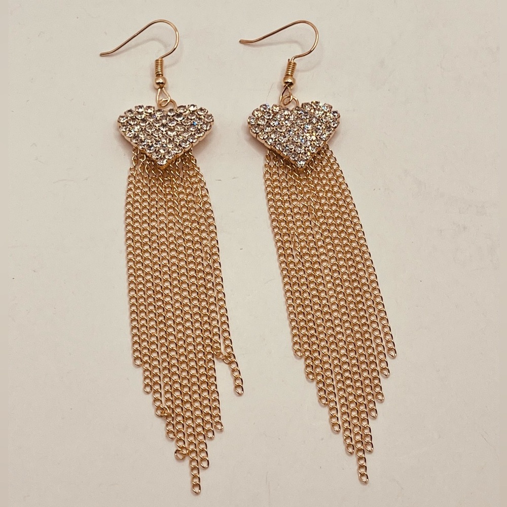 Earrings for women heart design